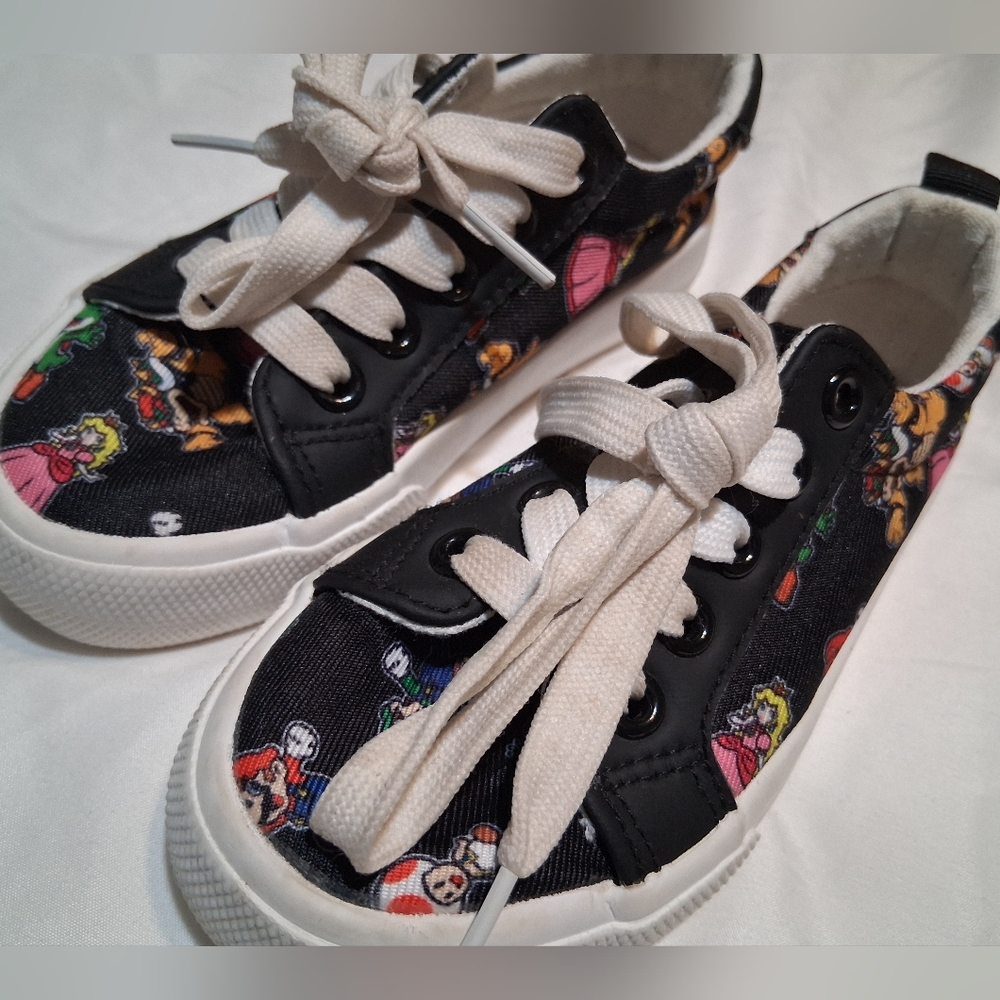 Ground Up Nintendo Super Mario Kids Canvas Sneakers Black Size 11 Toddler